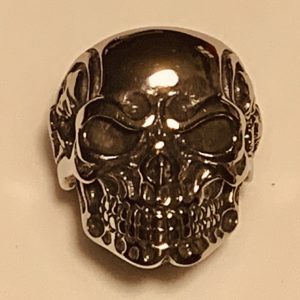 bague tête de mort